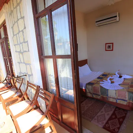 Hotel Sempati 2*